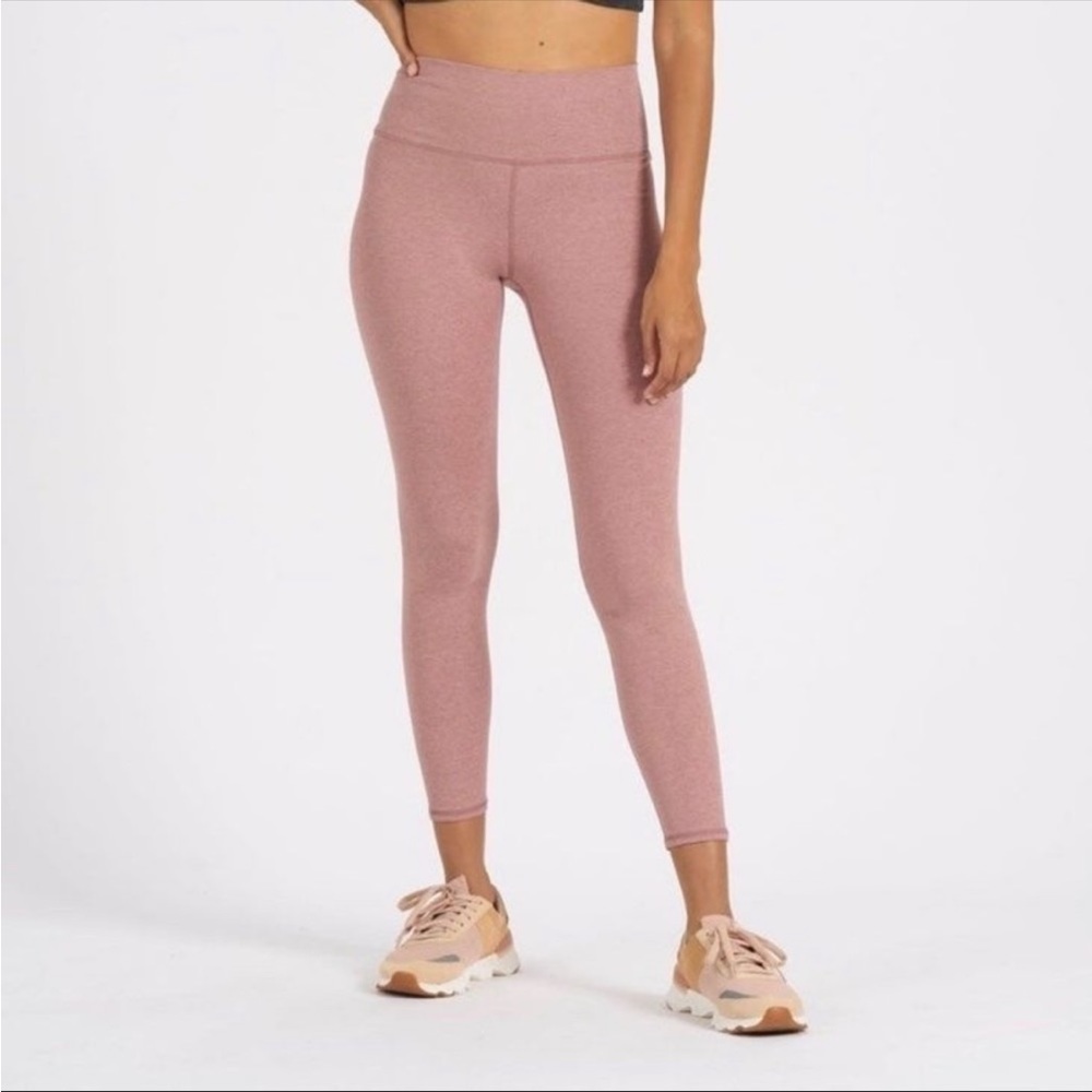 Vuori Women's Pink Leggings